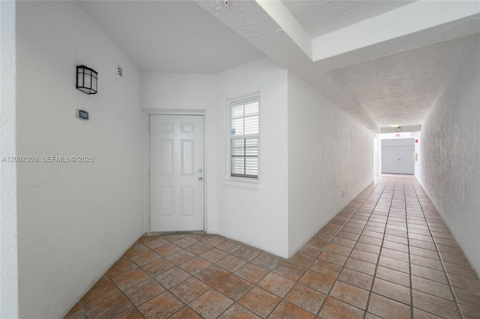 3245 NE 184th St 13109