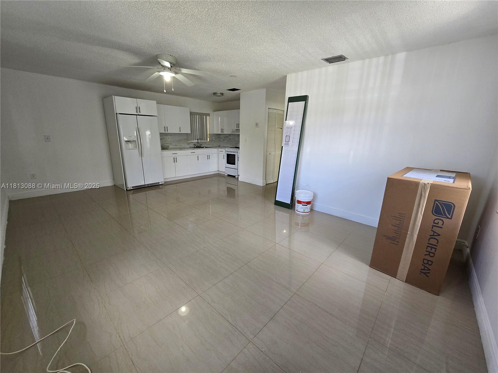 CAROL CITY RED ROAD MANOR - Residential Lease
