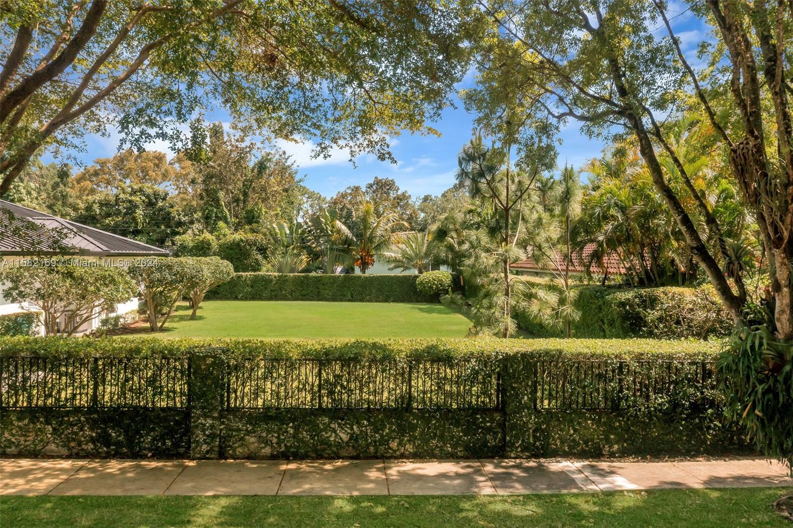 Riviera Park - Residential