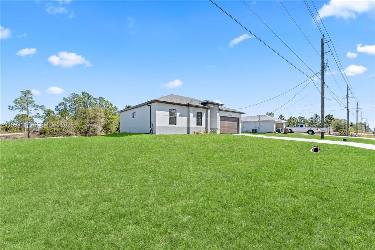 LEHIGH ACRES - Residential