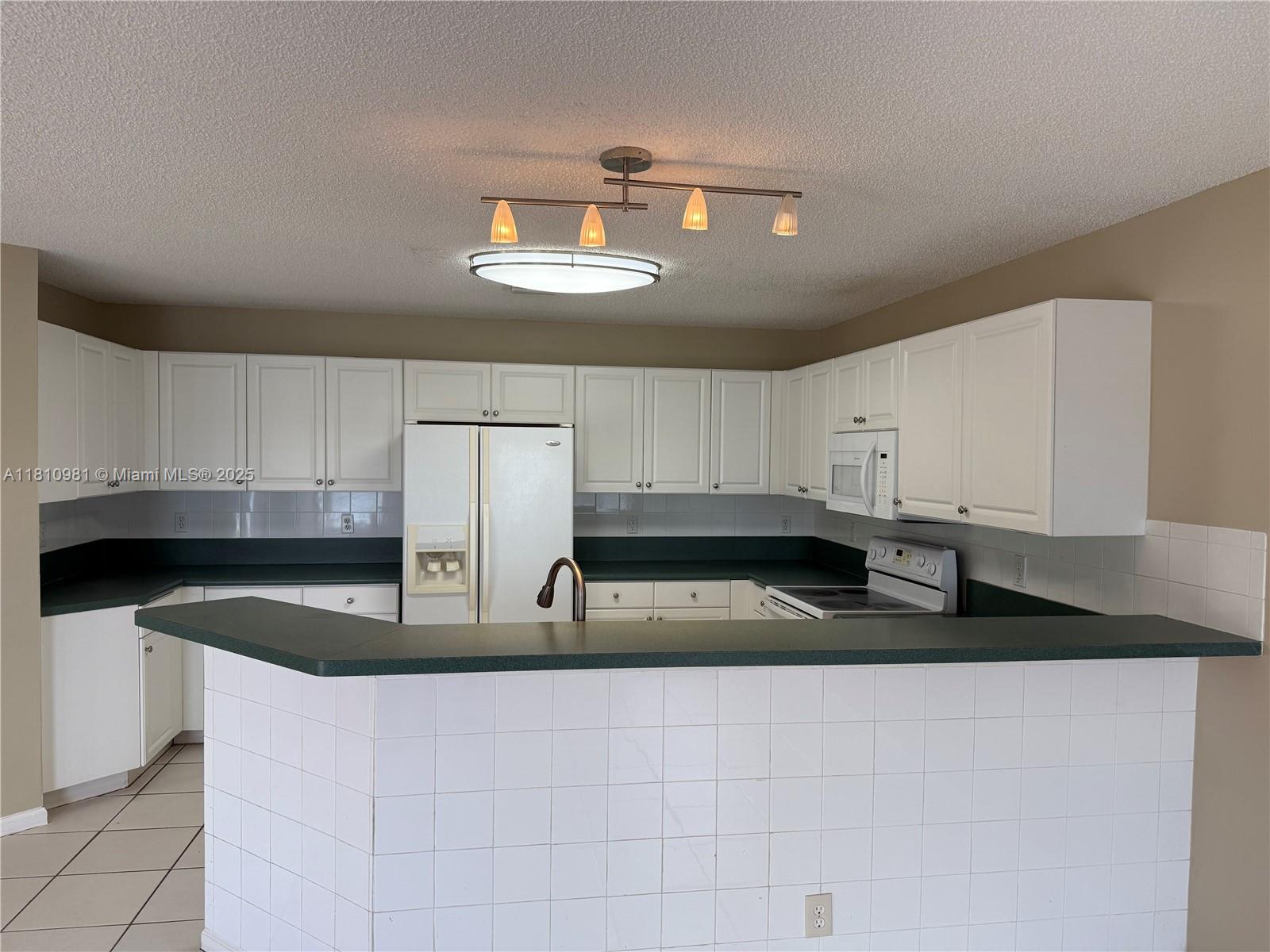 LIBERTY ISLES - Residential
