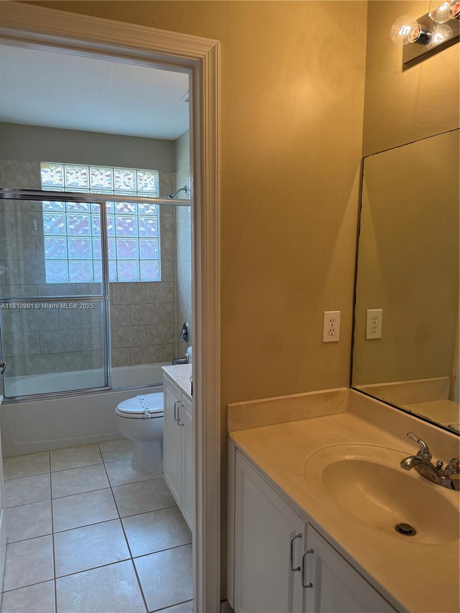 LIBERTY ISLES - Residential