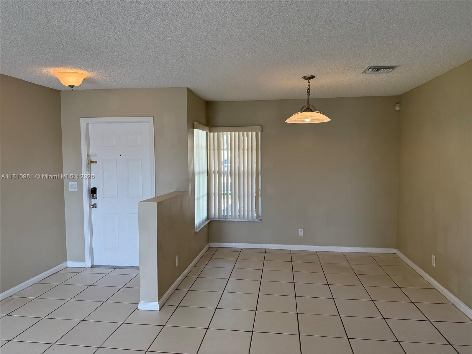 LIBERTY ISLES - Residential