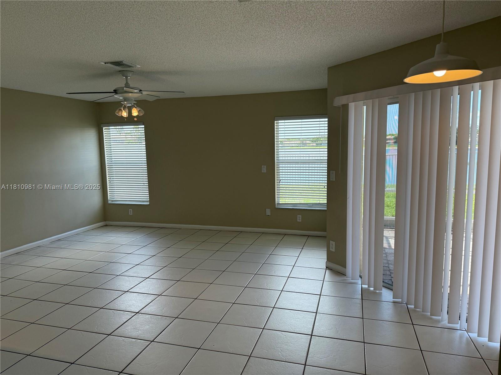 LIBERTY ISLES - Residential