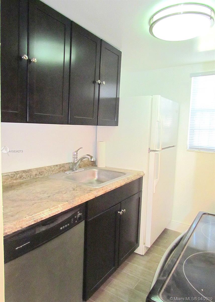1 assigned parking space. Plenty of guest parking. 2-story 1 bed /1.5 bath apartment located on the second floor. Updated kitchen with stainless steel appliances. Walk-in closet. Tile flooring throughout unit. Gated complex. Community pool.