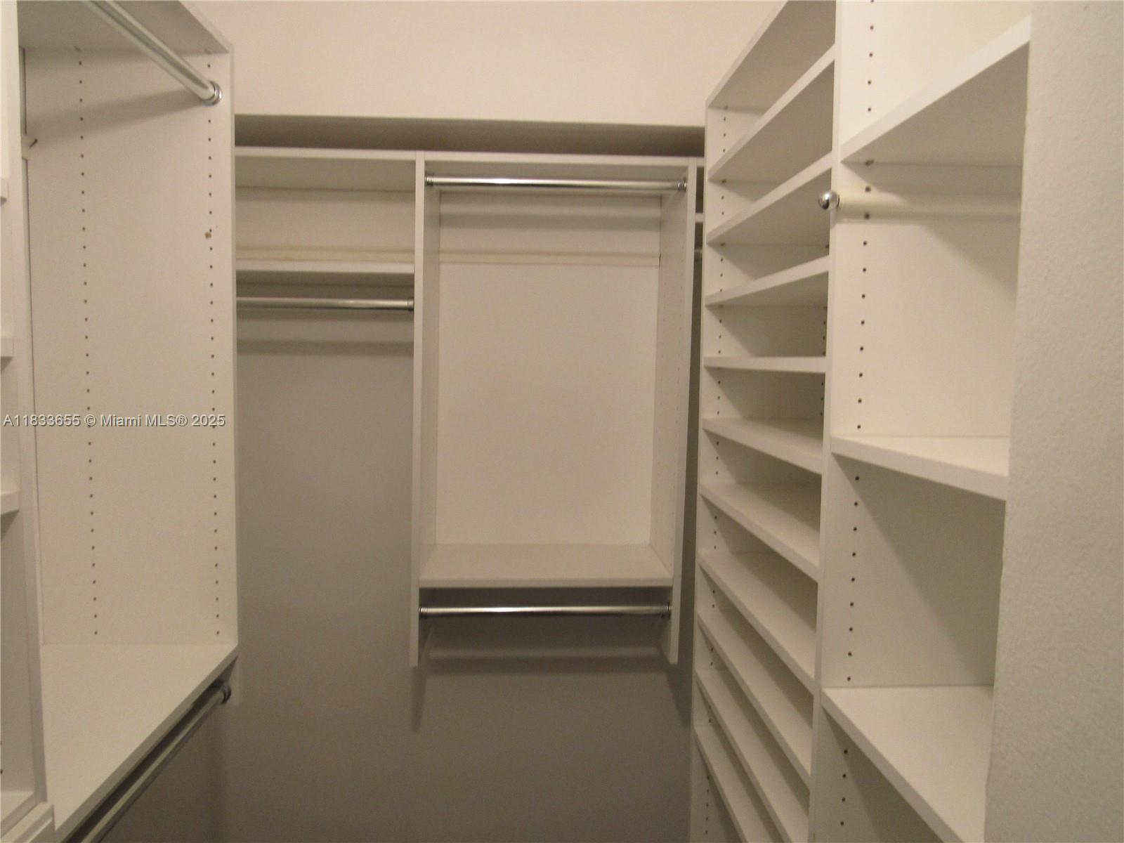 RIVER REACH CONDOMINIUM I - Residential