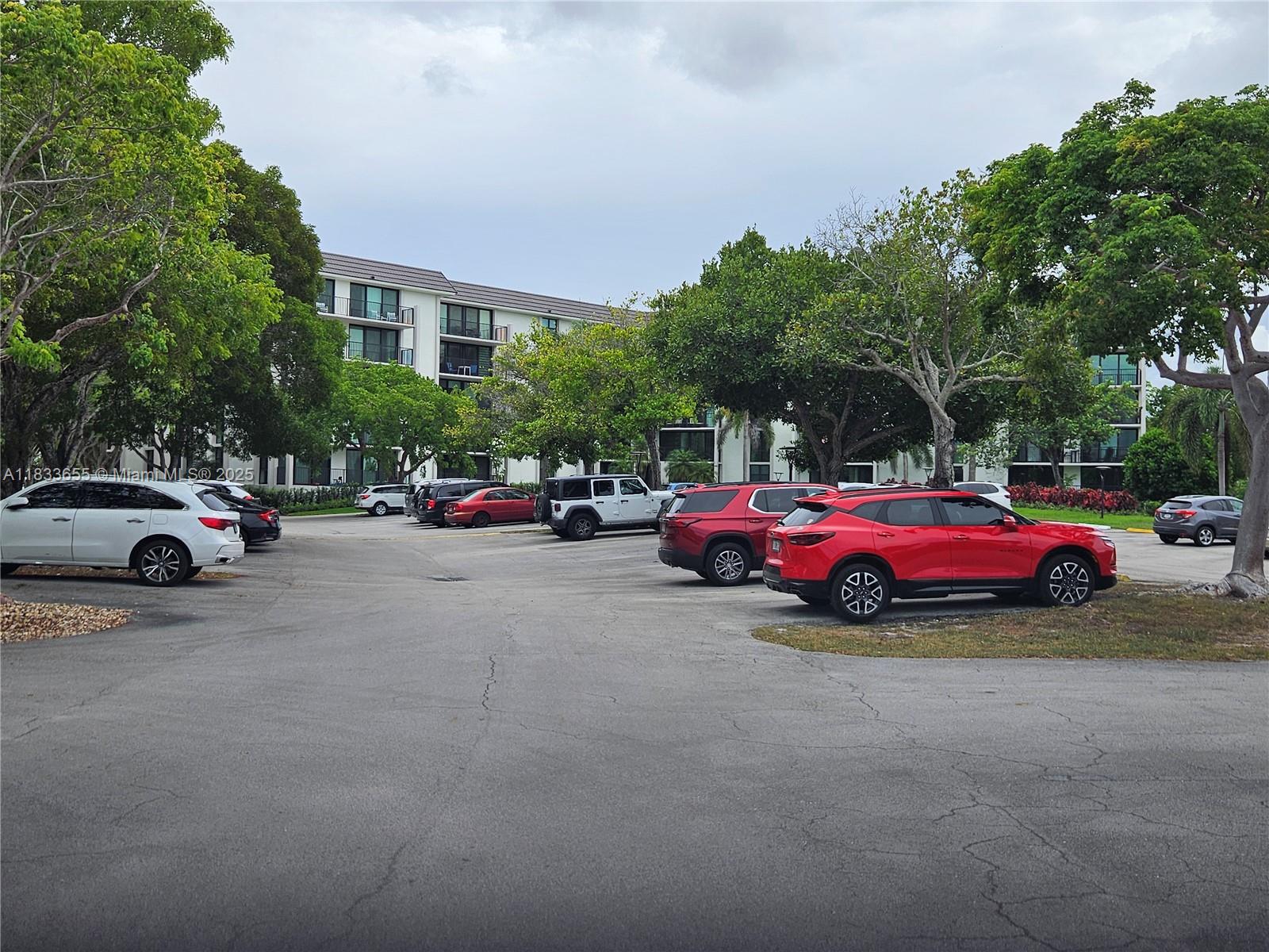 RIVER REACH CONDOMINIUM I - Residential