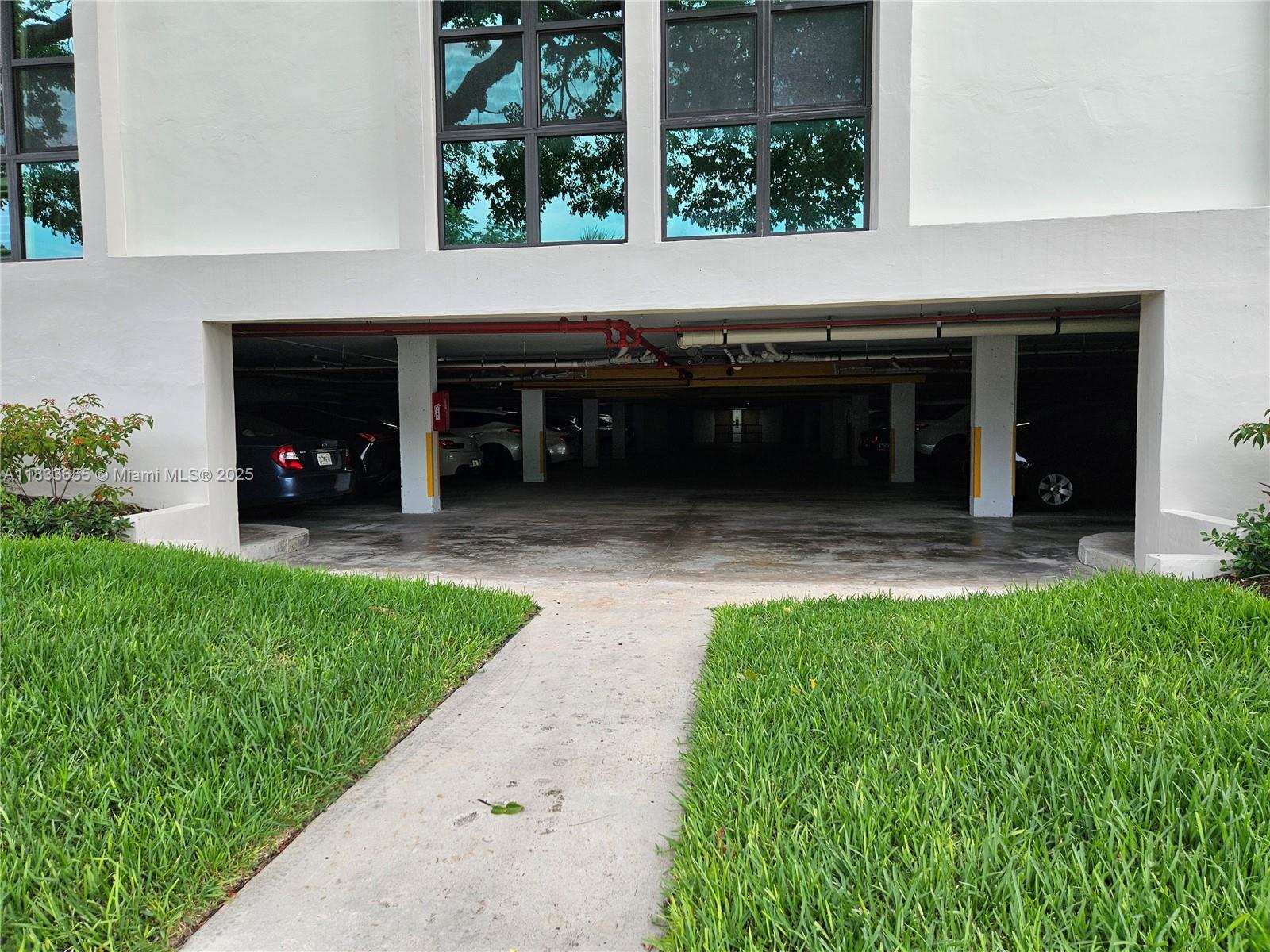 RIVER REACH CONDOMINIUM I - Residential