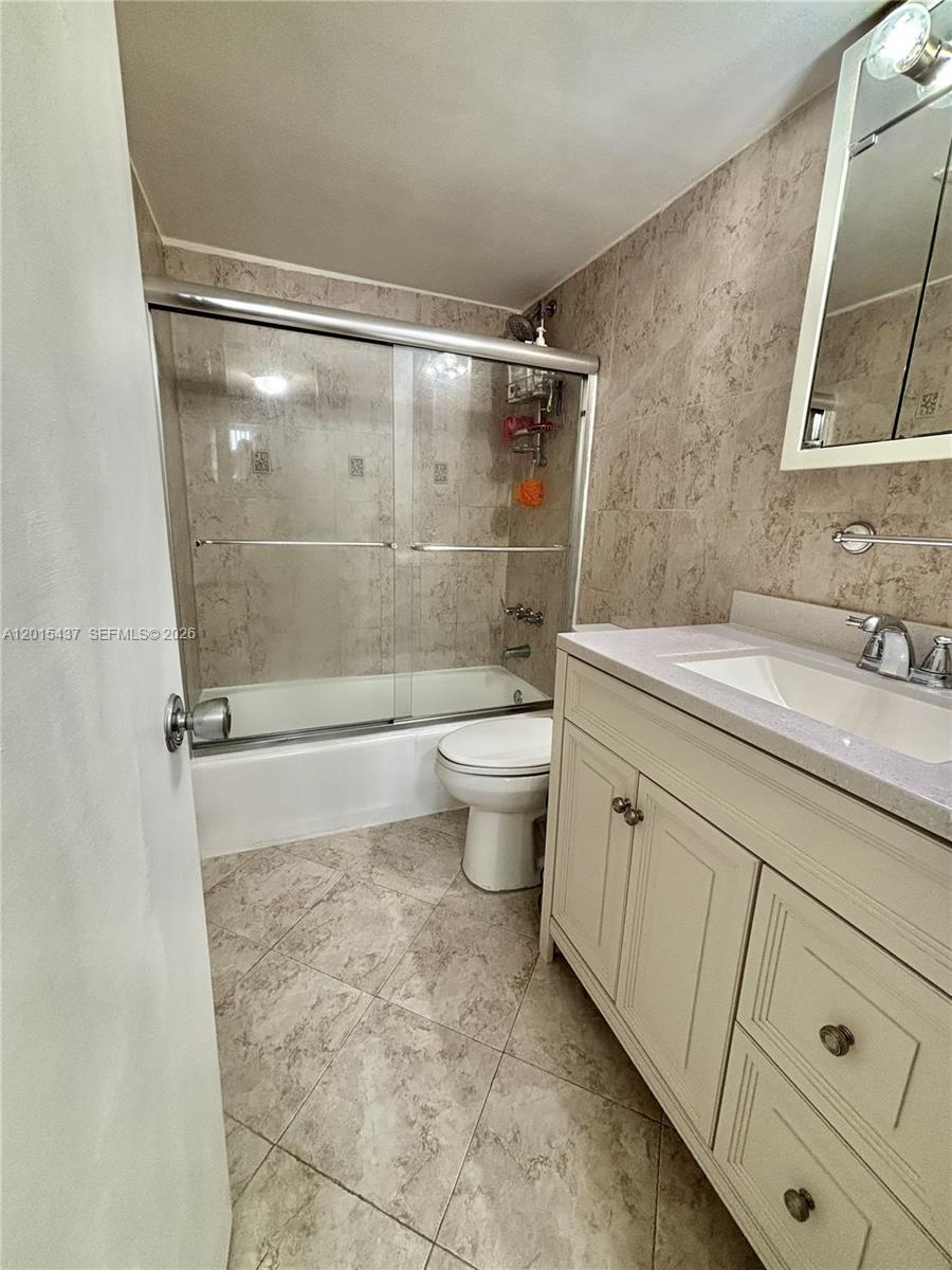 BOSTON PLAZA CONDO - Residential Lease