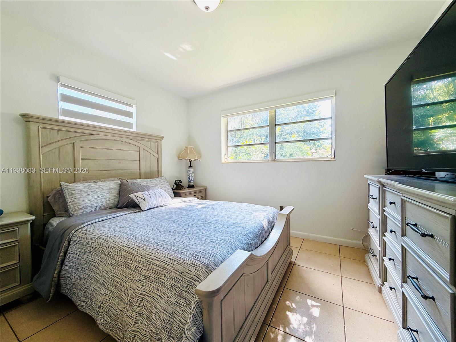 HIALEAH 14 ADDN - Residential