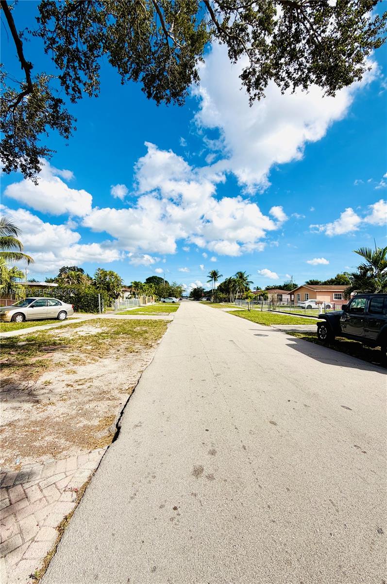 HIALEAH 14 ADDN - Residential