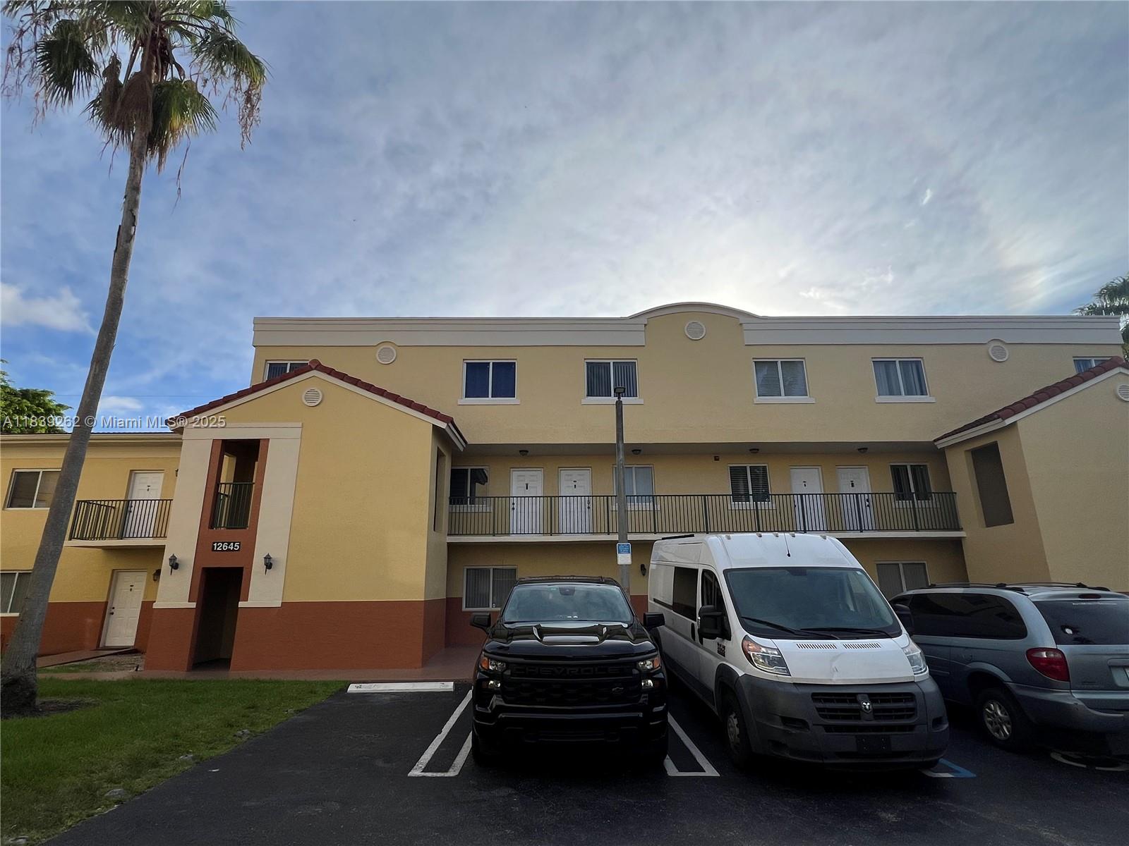 One of a kind complex that permits short term rental. The unit is a 2-story condo with W/D. All tile floor.