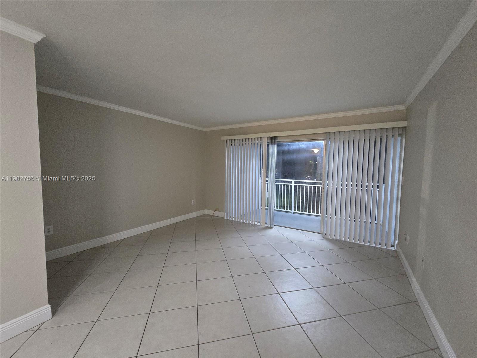 THE BEACH CLUB FONTAINEBL - Residential Lease