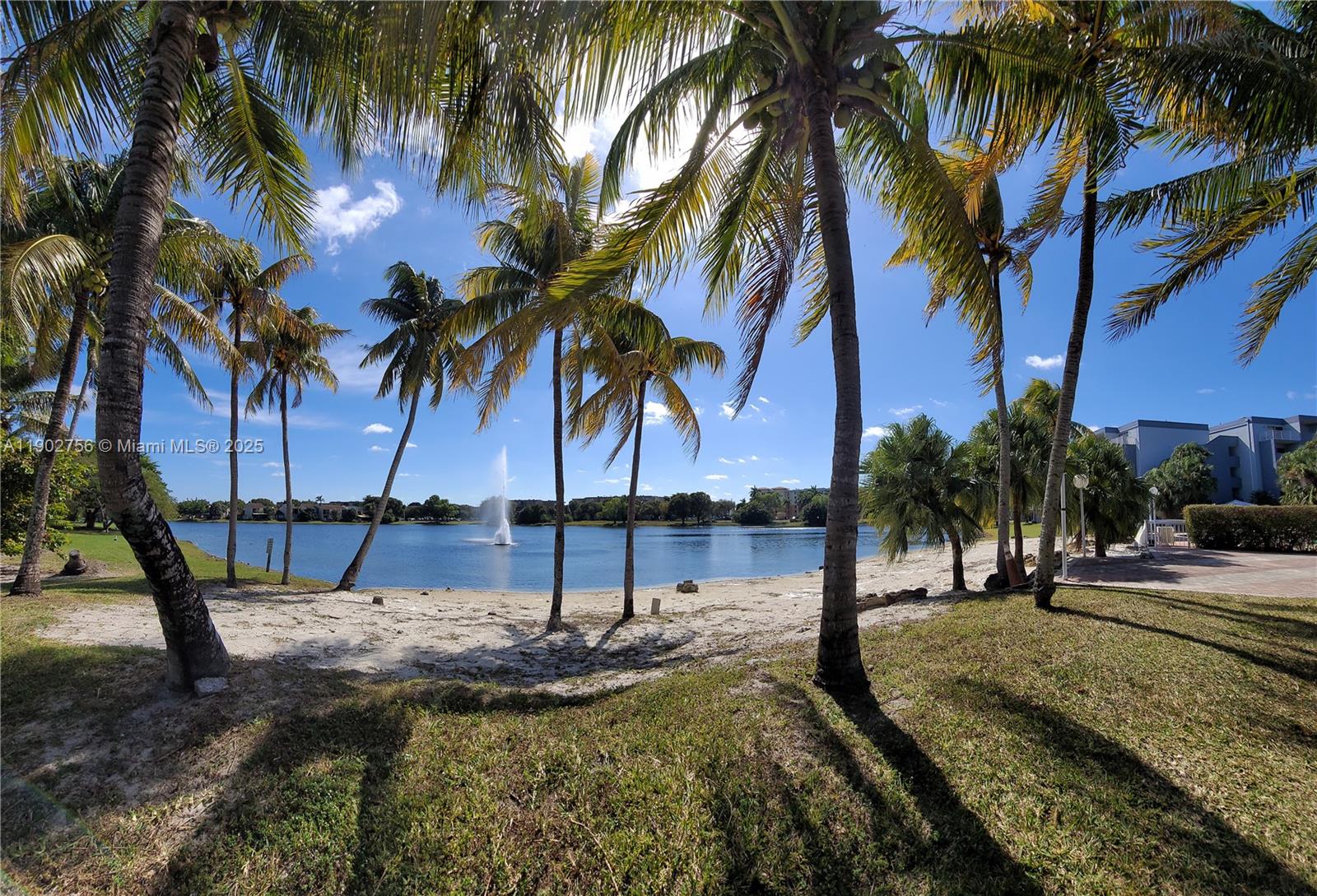 THE BEACH CLUB FONTAINEBL - Residential Lease