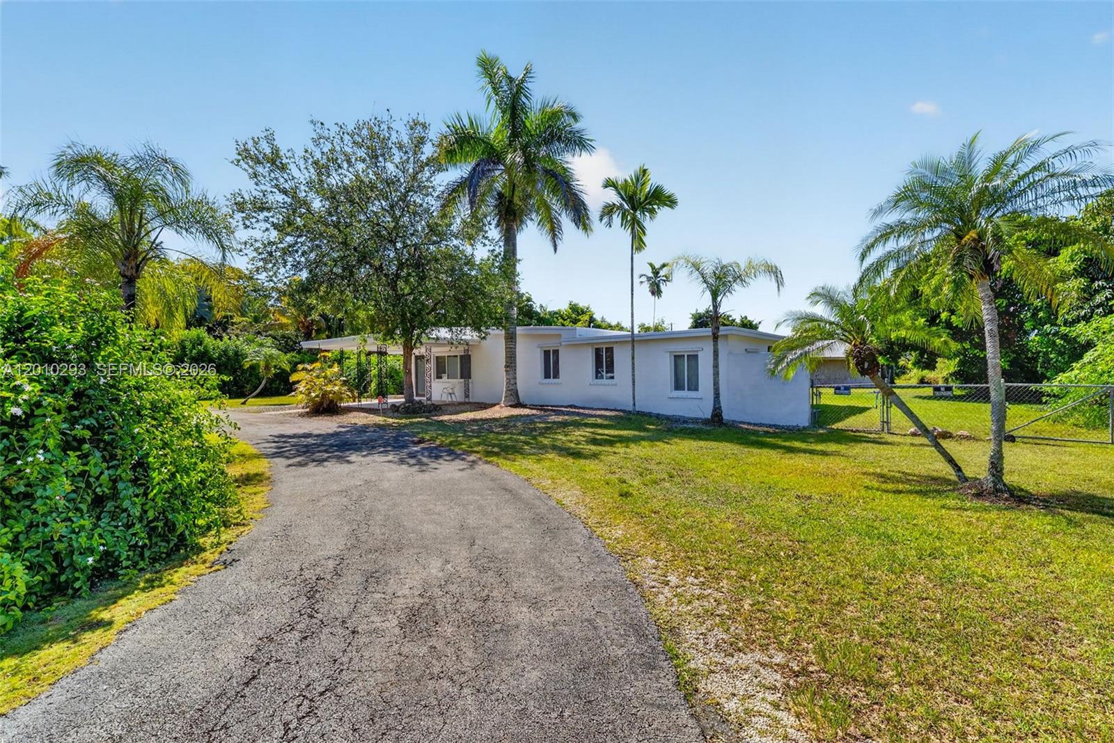 REDLAND ESTATES - Residential