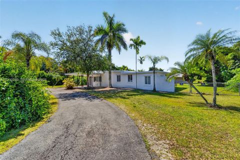 Tiny photo for 18300 SW 296th St, Homestead, FL 33030 (MLS # A12010293)