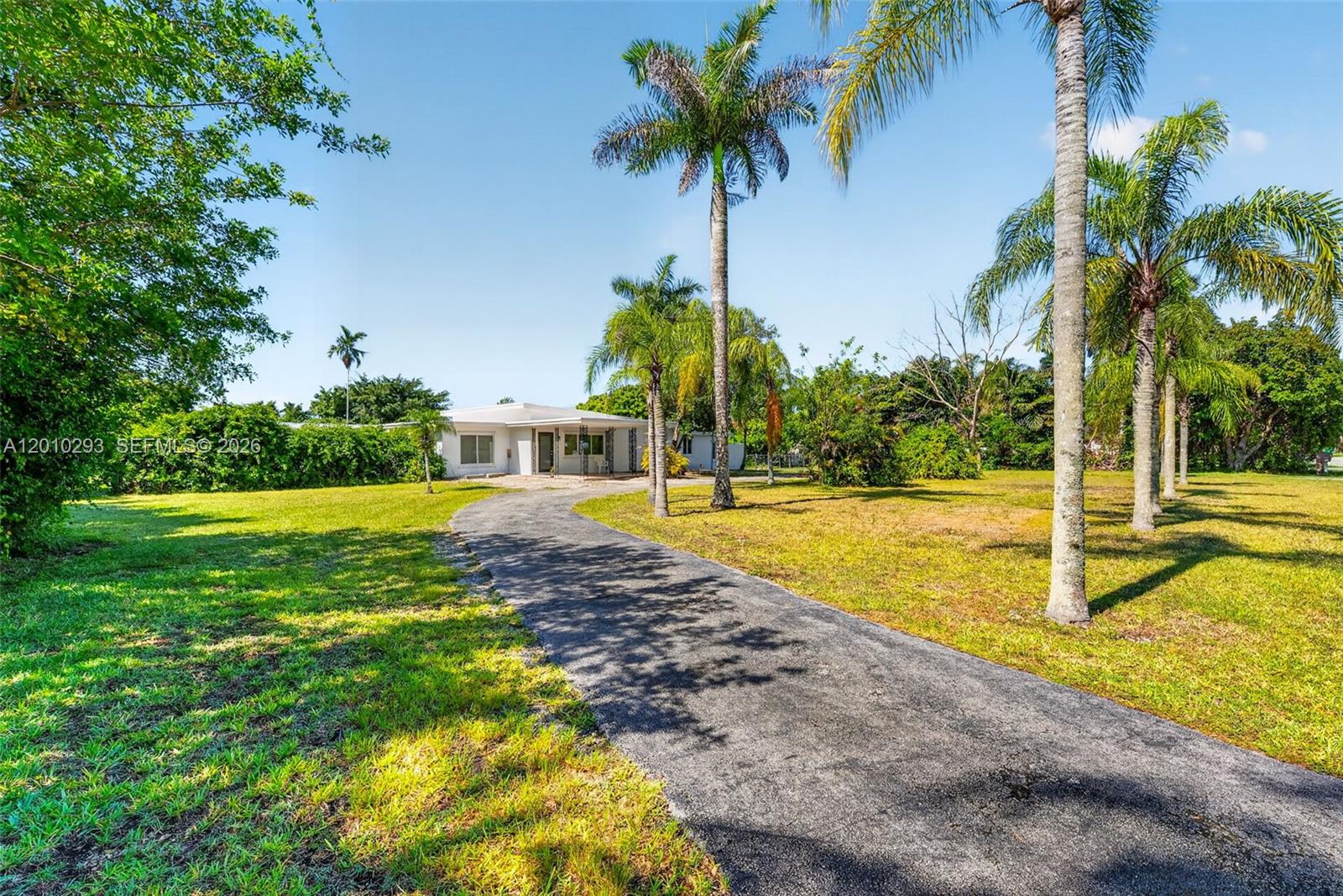 REDLAND ESTATES - Residential