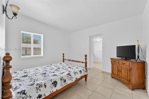 Tiny photo for 18300 SW 296th St, Homestead, FL 33030 (MLS # A12010293)