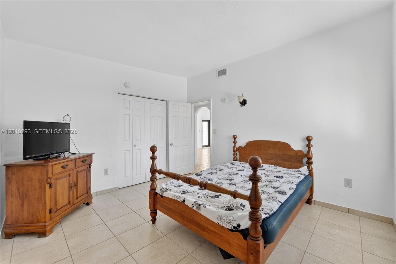 REDLAND ESTATES - Residential