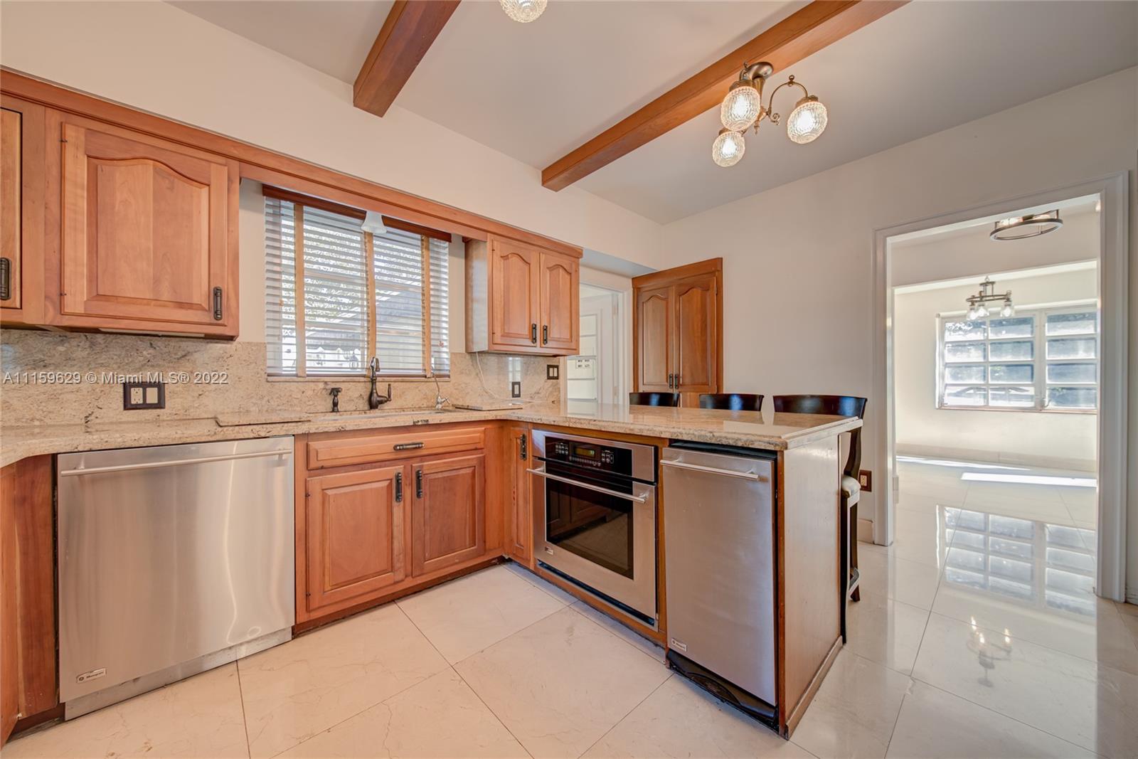 CORAL GABLE COUNTRY CLUB - Residential