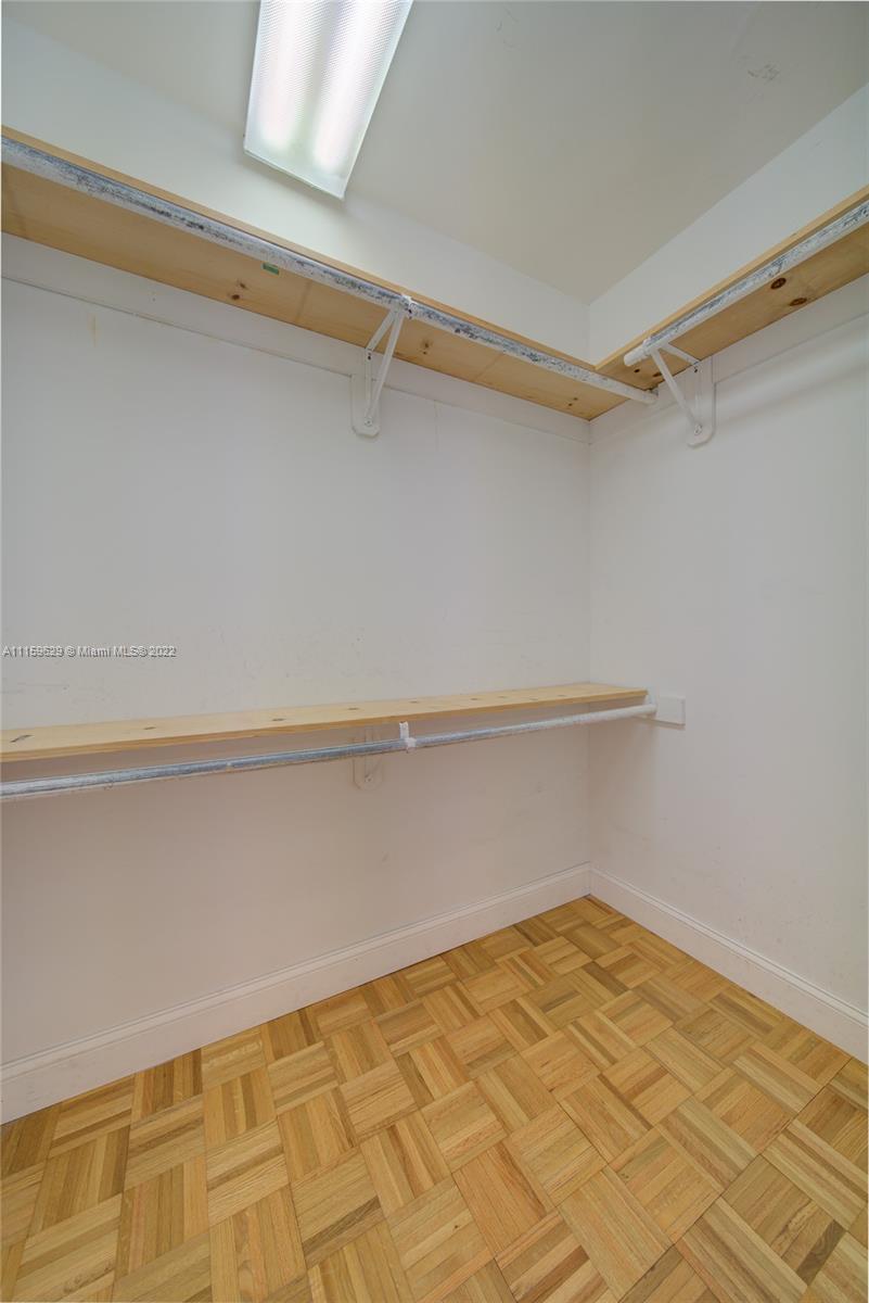 CORAL GABLE COUNTRY CLUB - Residential