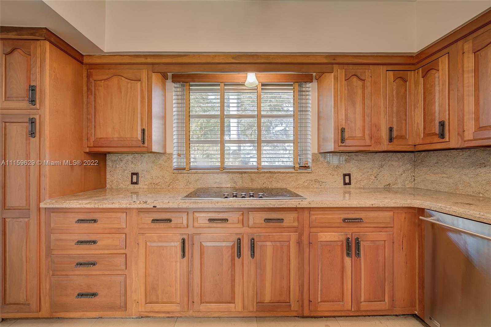 CORAL GABLE COUNTRY CLUB - Residential