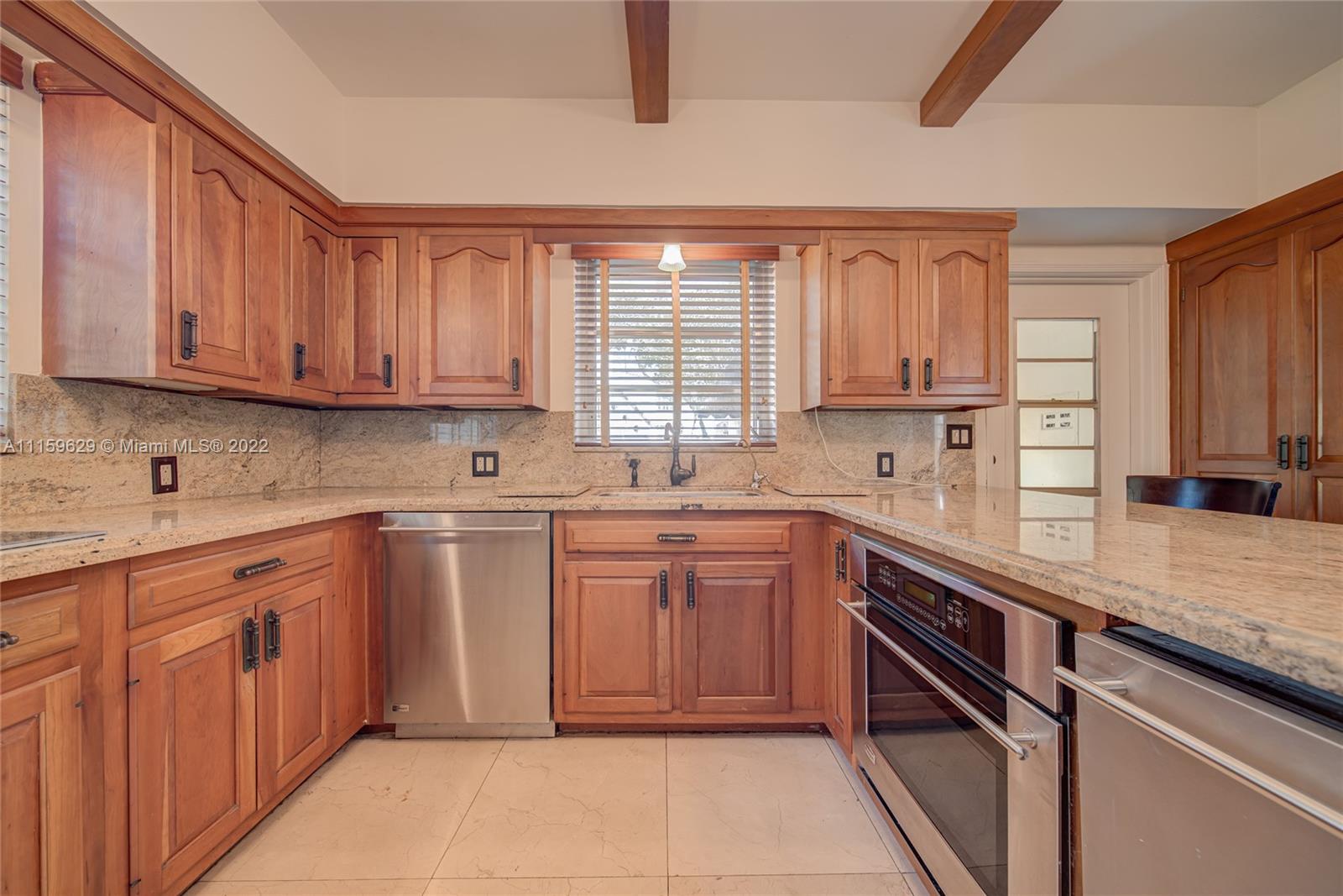 CORAL GABLE COUNTRY CLUB - Residential