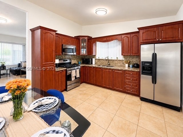 6541 SW 5th St, Pembroke Pines, FL, 33023/$579,900 2 6541 SW 5th St