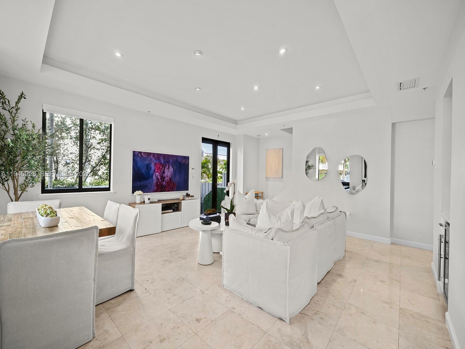 PALMS OF SUNSET CONDO - Residential