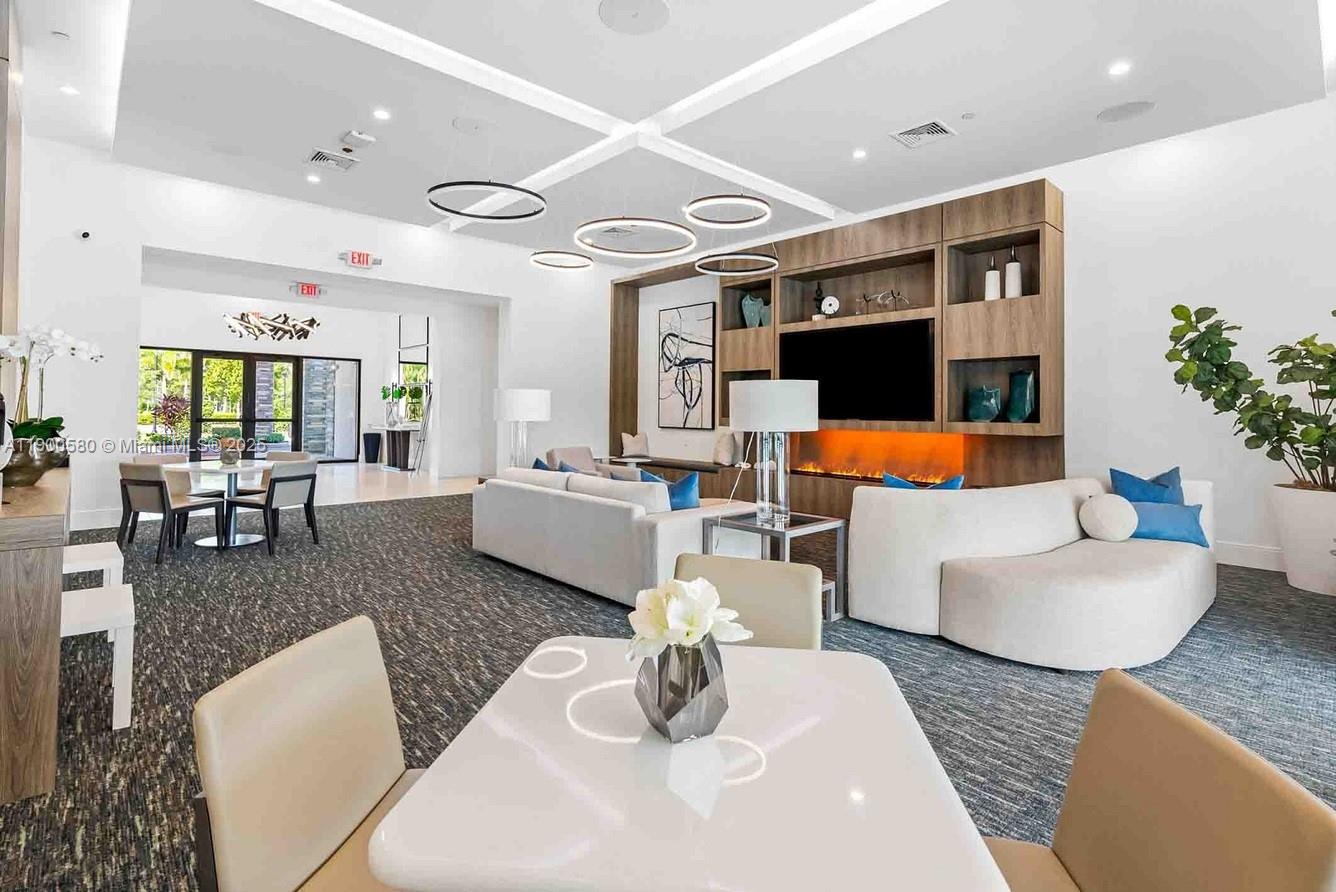 Solera at Avalon Trails - Residential Lease