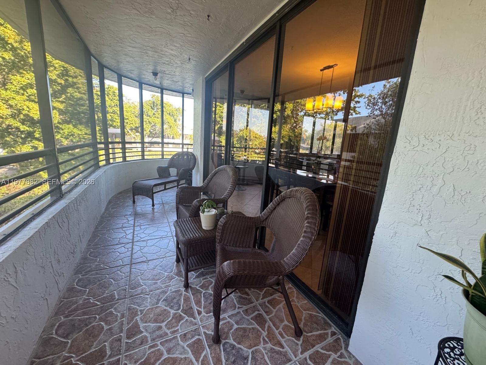 SHERIDAN BY THE BEACH CON - Residential