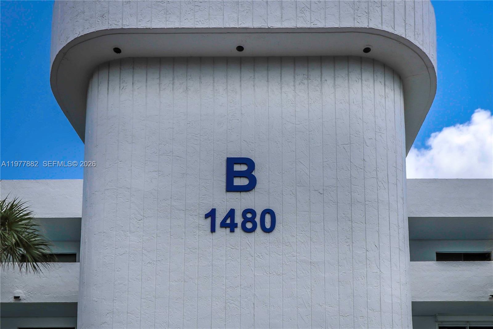 SHERIDAN BY THE BEACH CON - Residential