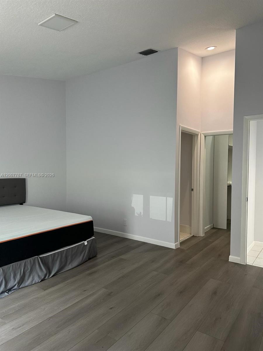 BALBOA POINT BOCA GOLF & - Residential