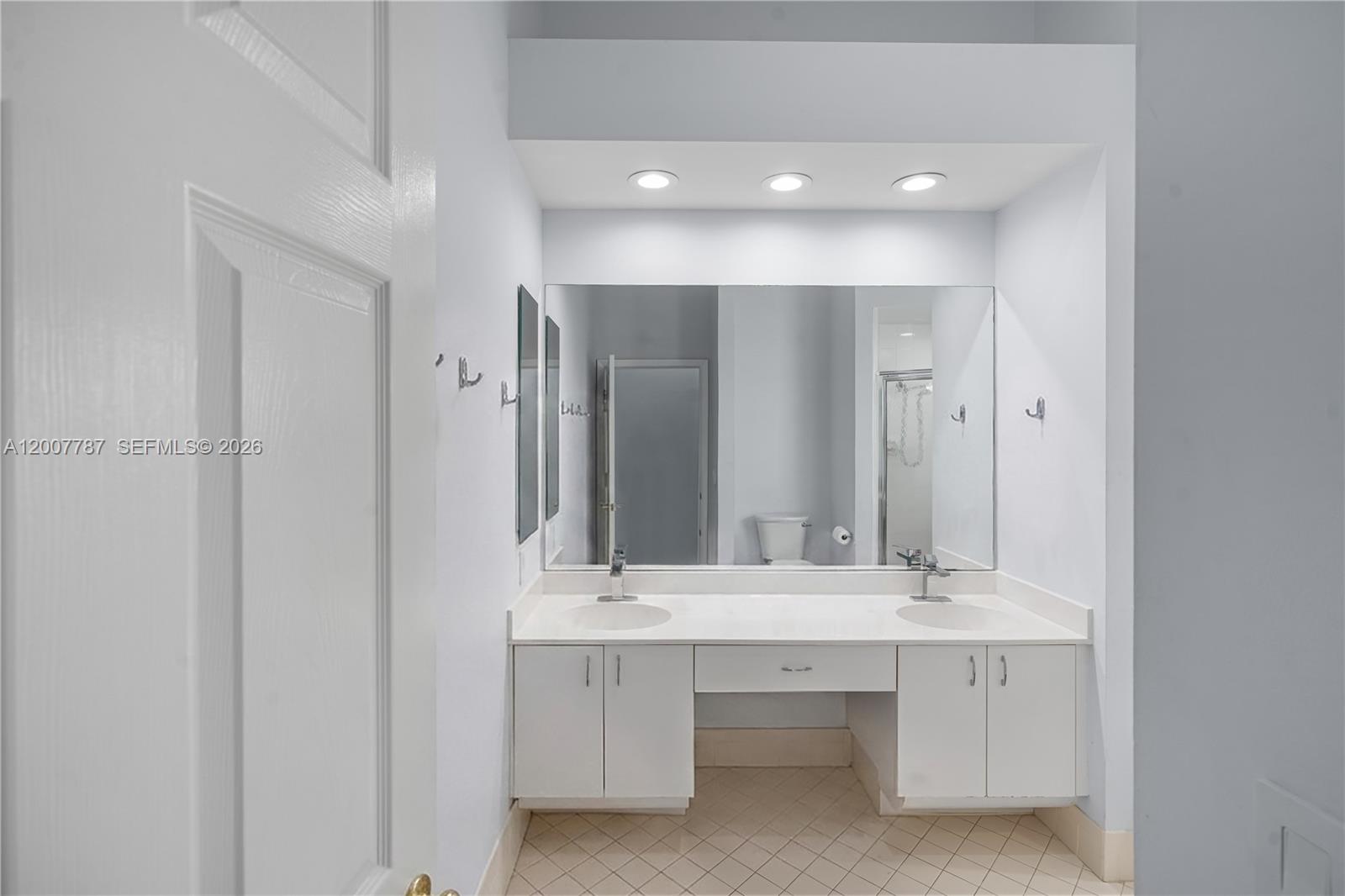 BALBOA POINT BOCA GOLF & - Residential