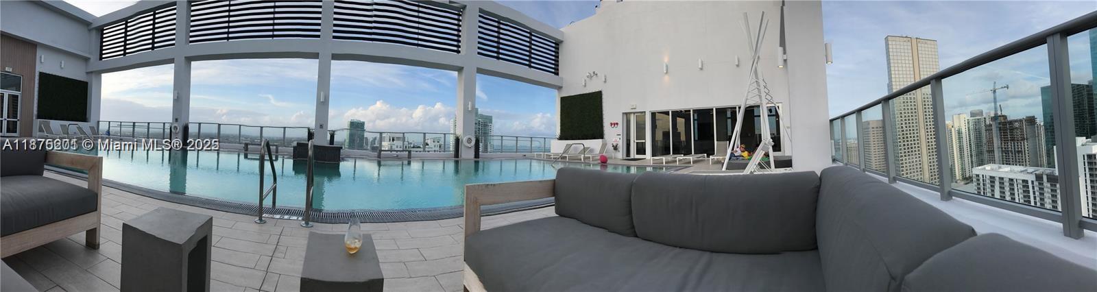 CENTRO CONDO - Residential