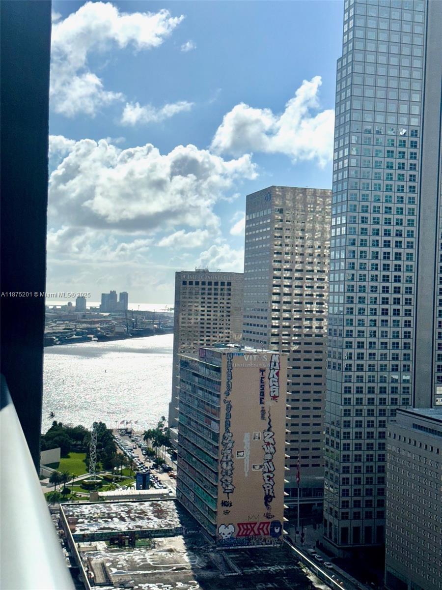 CENTRO CONDO - Residential