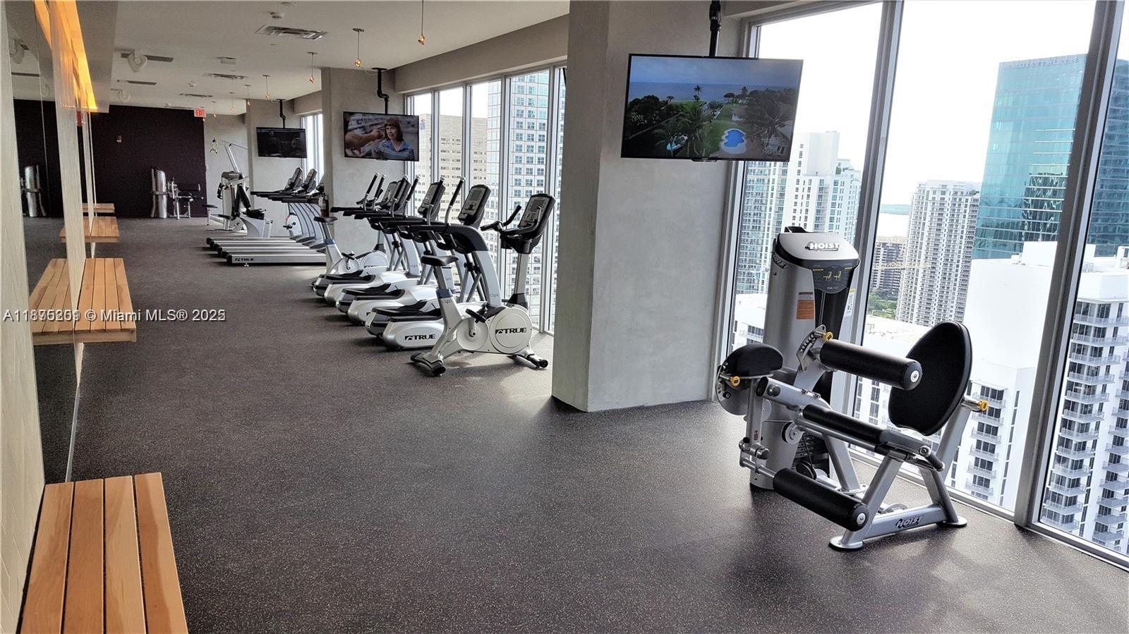 CENTRO CONDO - Residential