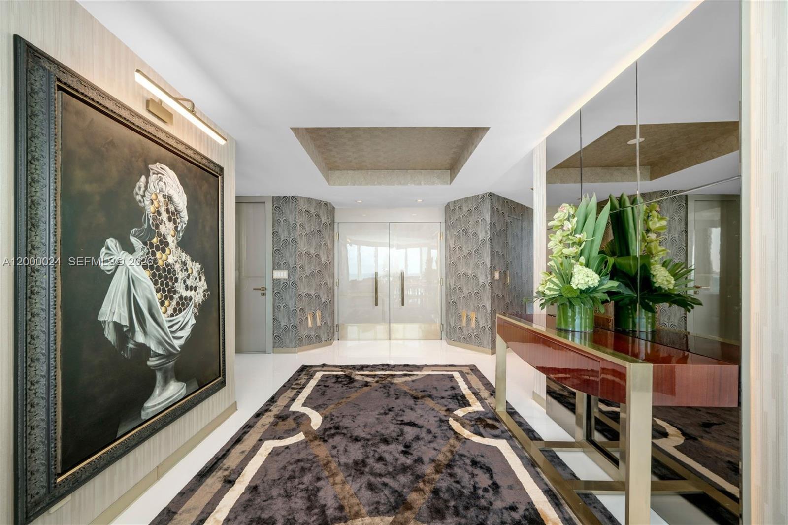 300 S Pointe Dr 1501