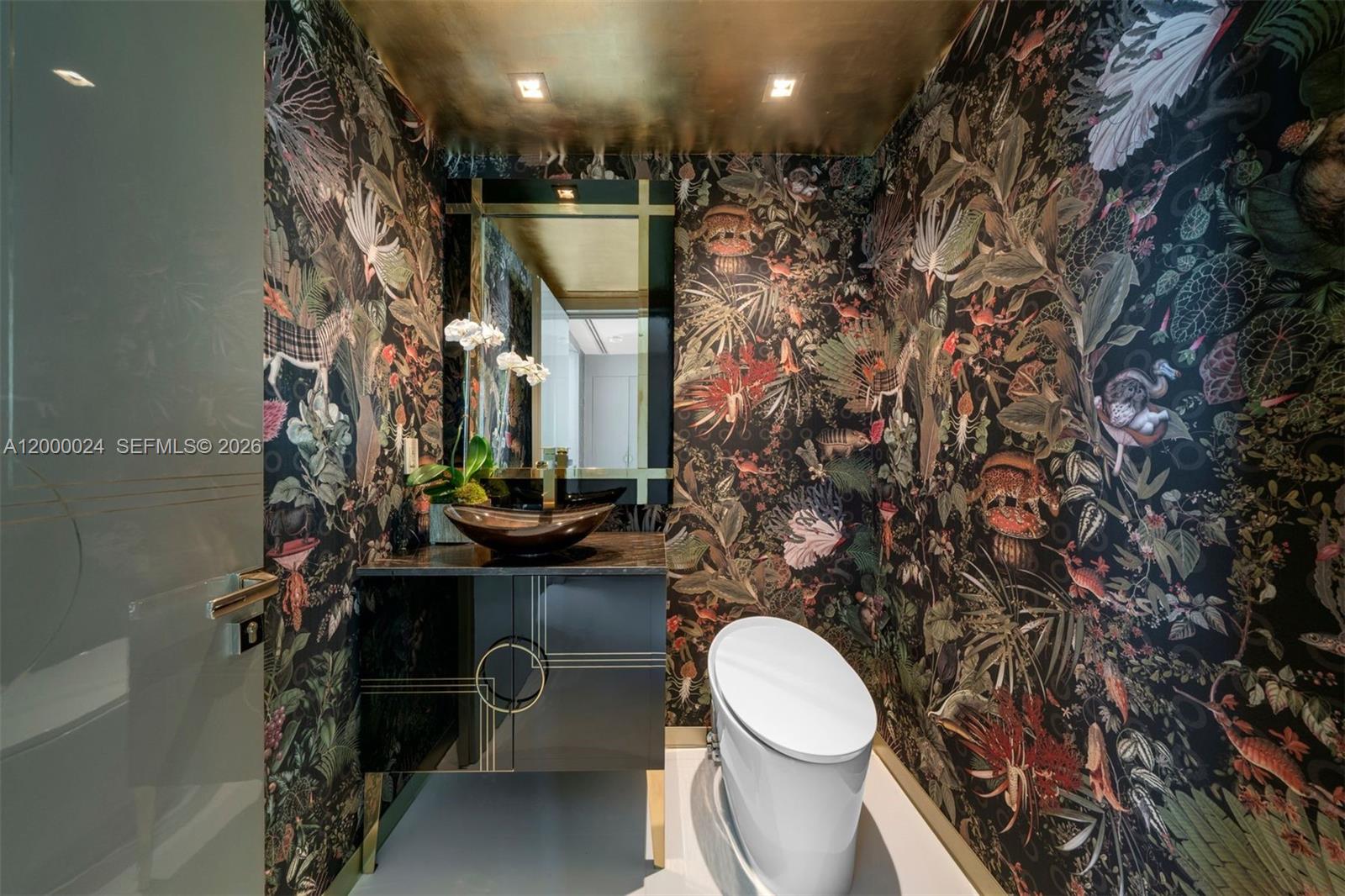 PORTOFINO TOWER CONDO - Residential