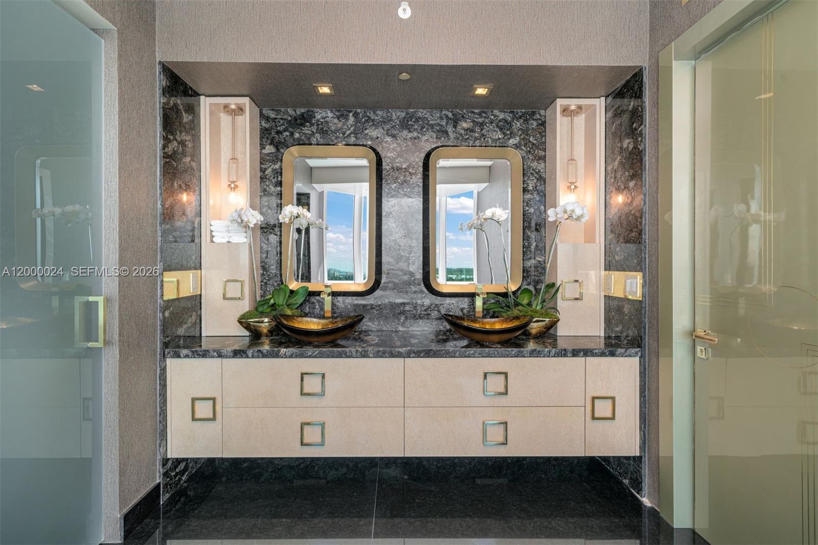 PORTOFINO TOWER CONDO - Residential