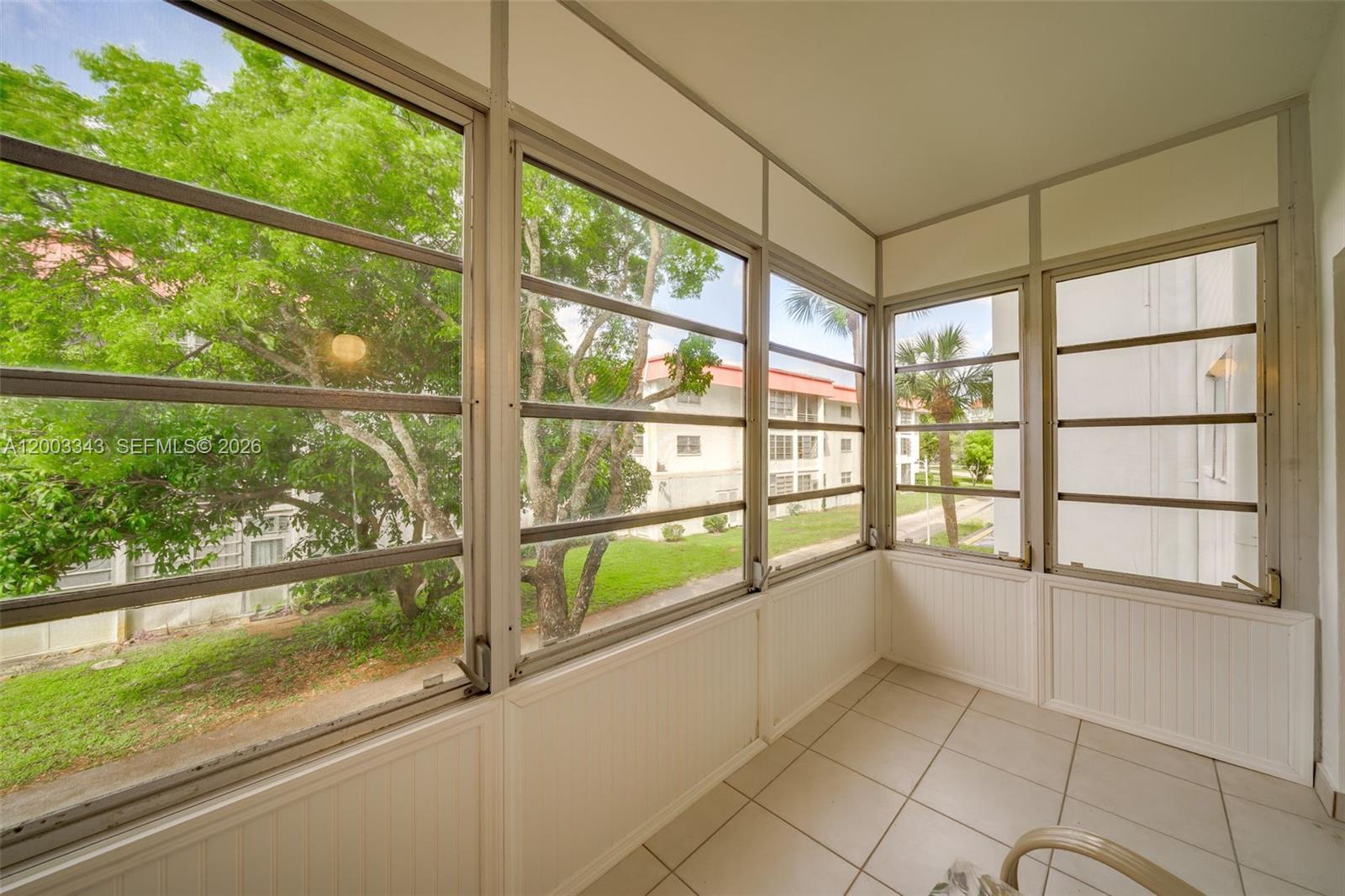 CASTLE APARTMENTS 15 COND - Residential