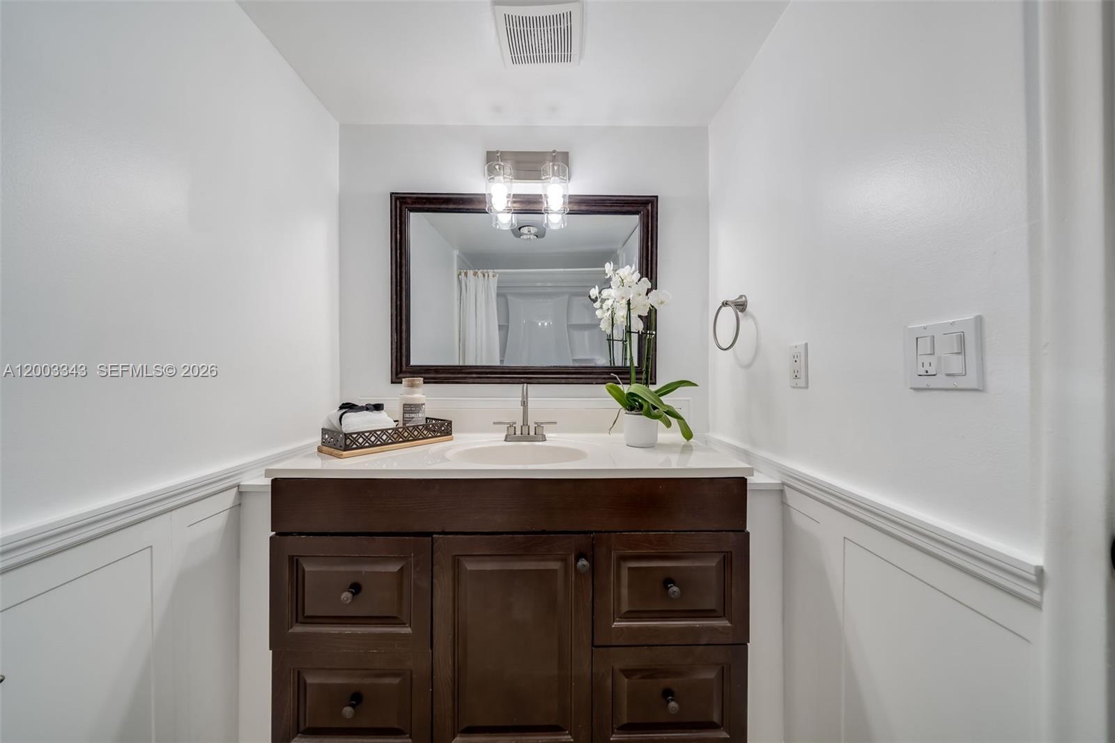 CASTLE APARTMENTS 15 COND - Residential