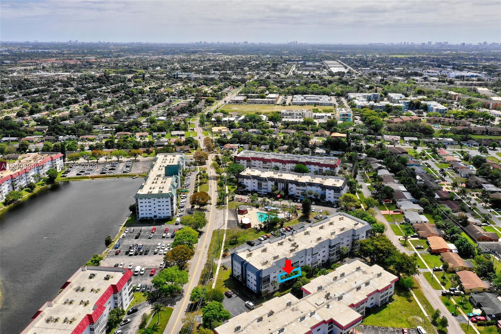 CASTLE APARTMENTS 15 COND - Residential