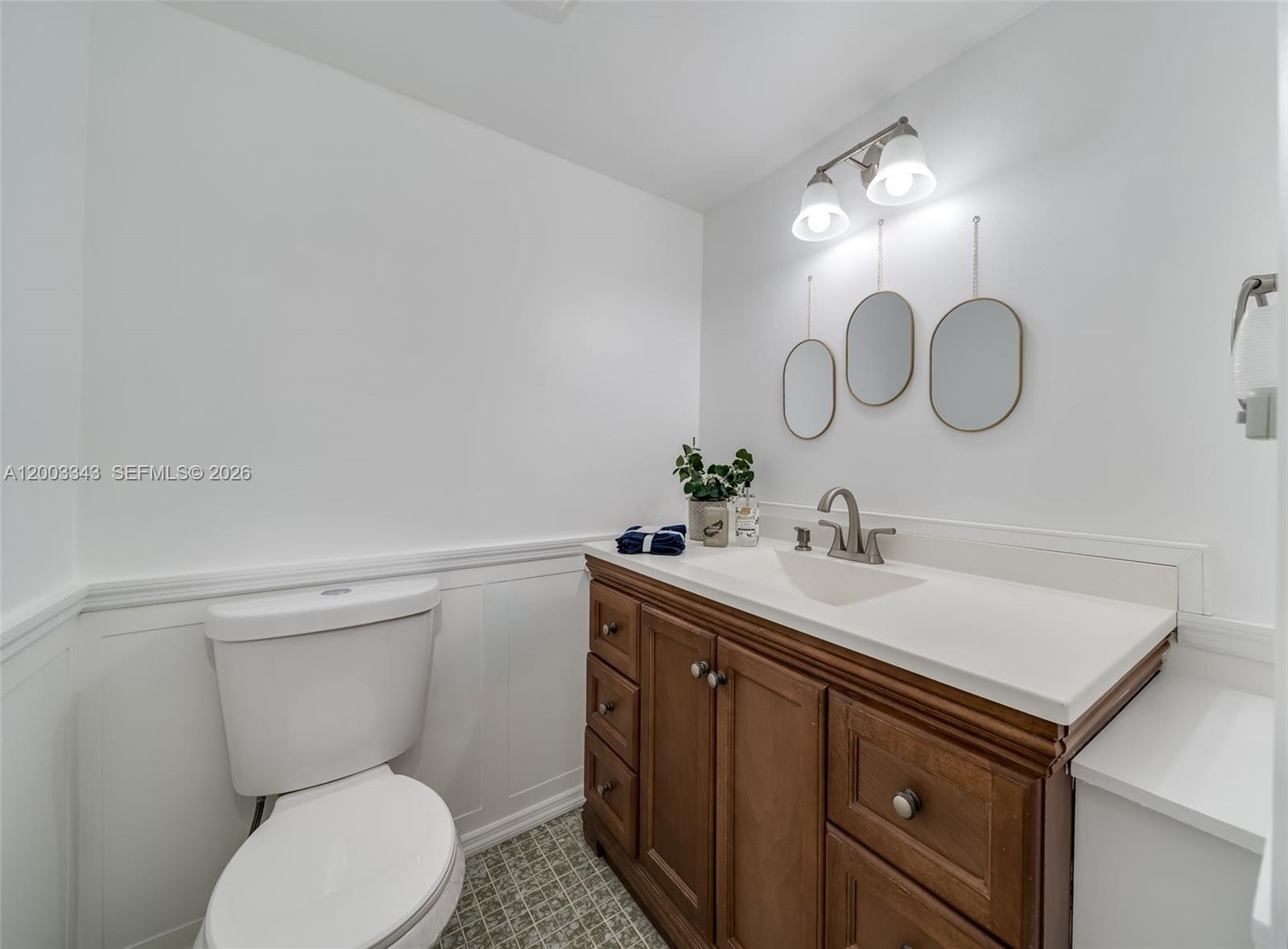 CASTLE APARTMENTS 15 COND - Residential