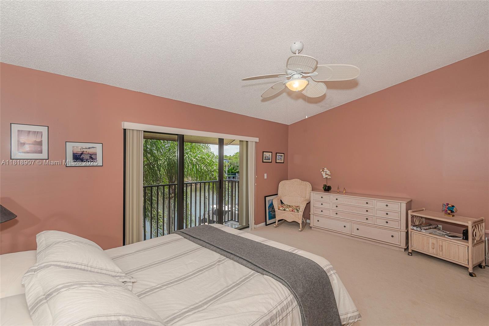 CAPTAINS WALK CONDO - Residential