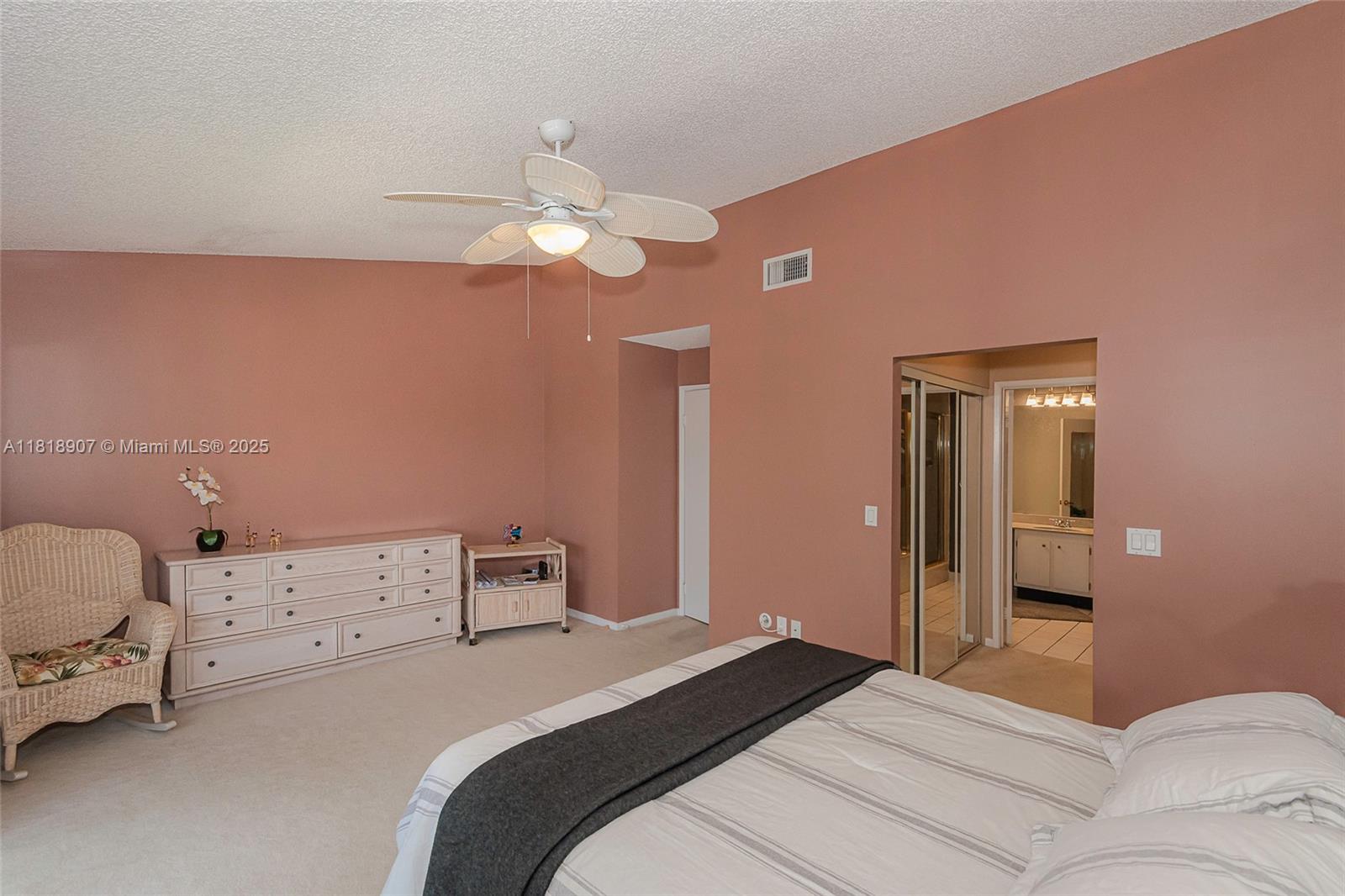 CAPTAINS WALK CONDO - Residential