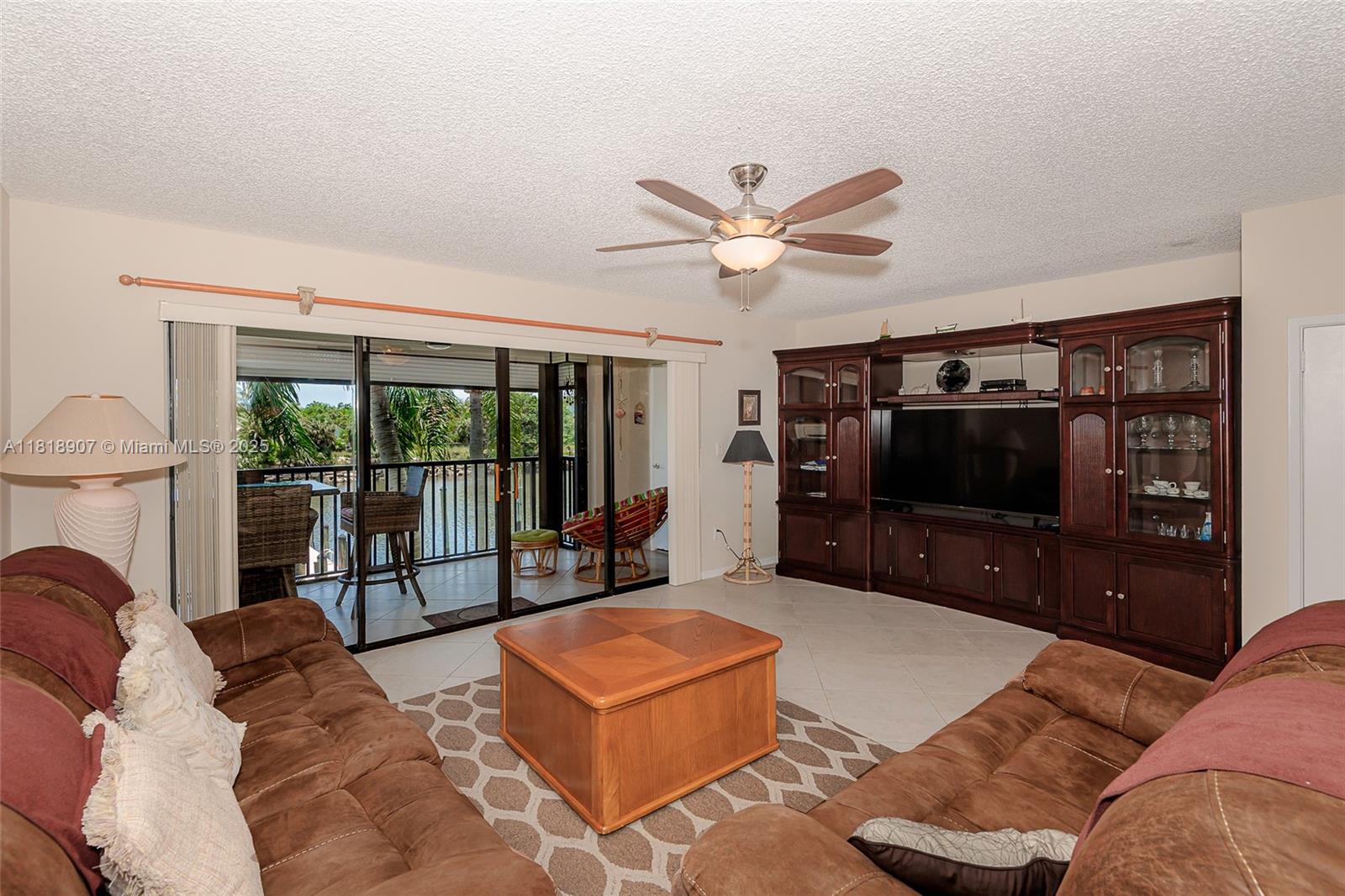 CAPTAINS WALK CONDO - Residential