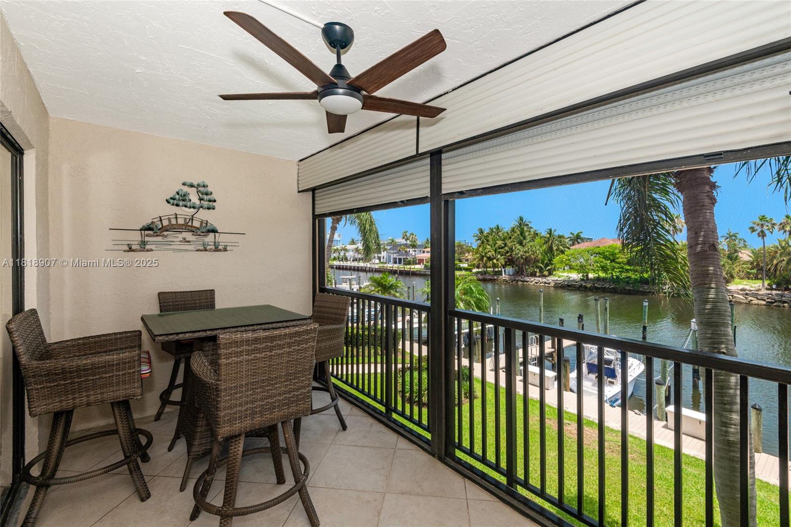 CAPTAINS WALK CONDO - Residential