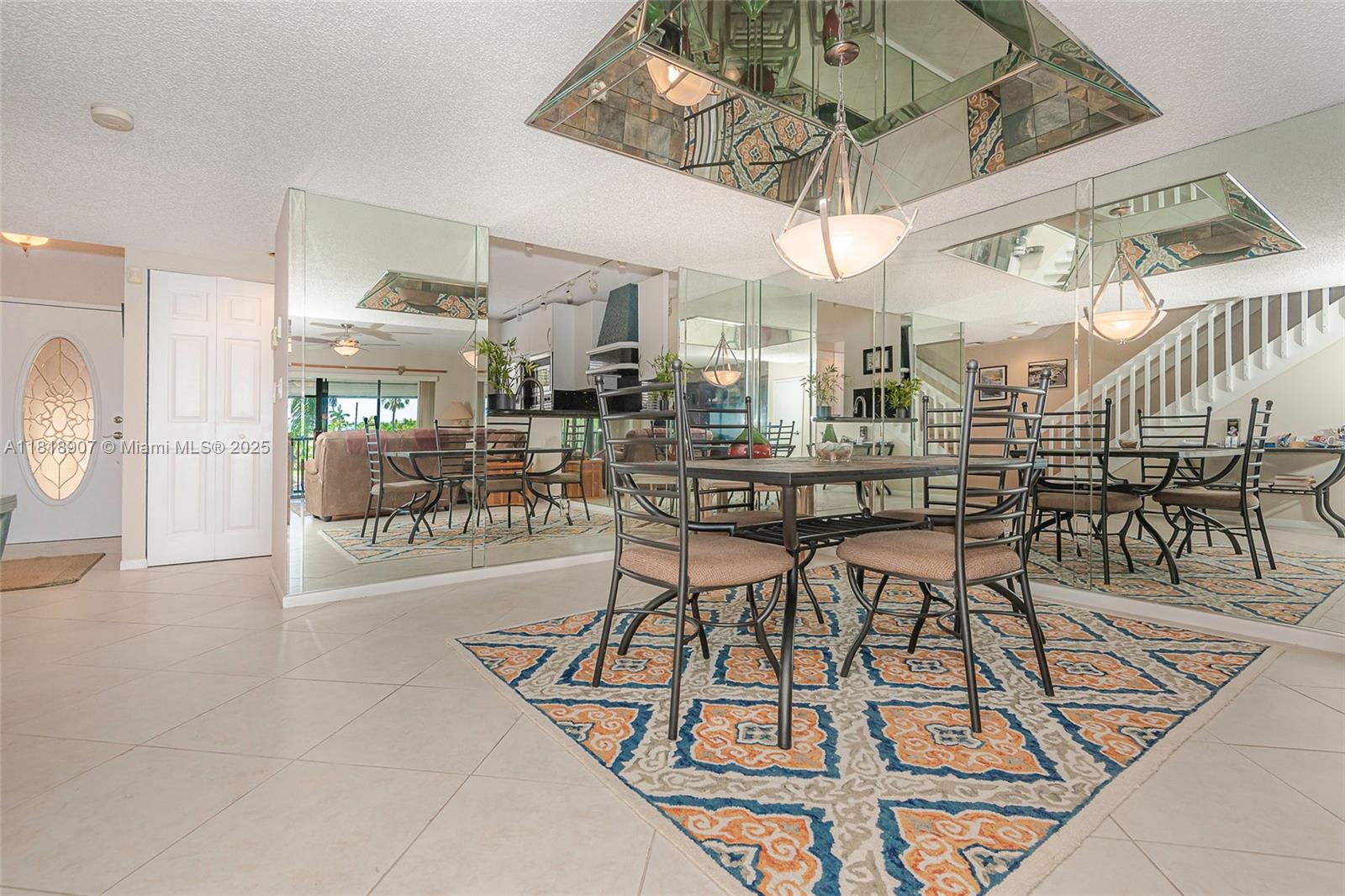 CAPTAINS WALK CONDO - Residential