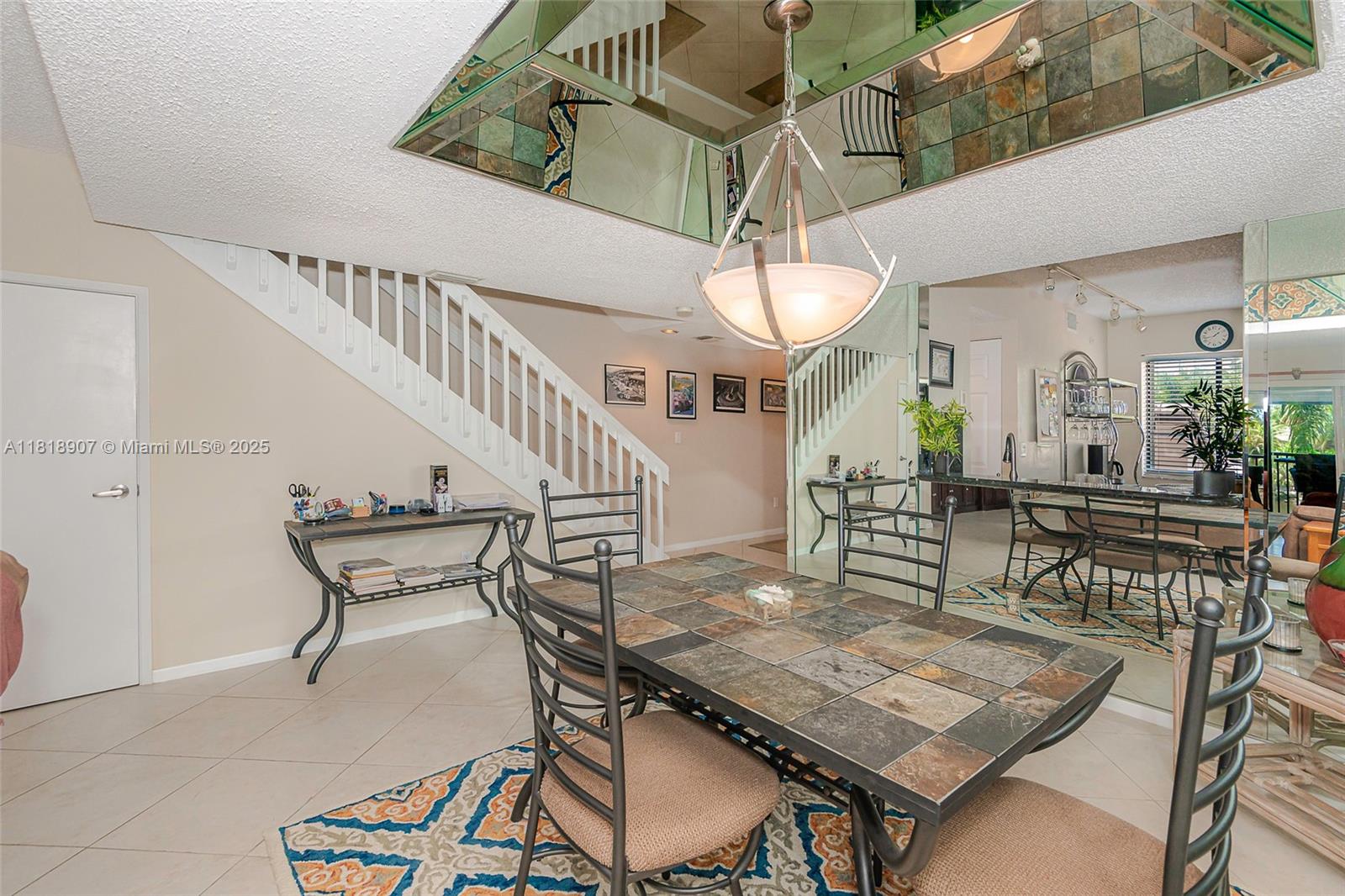 CAPTAINS WALK CONDO - Residential